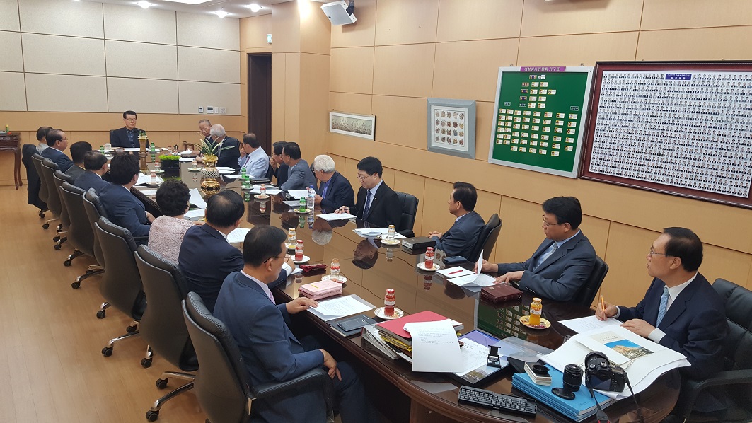 16년8월 정책위원회.jpg
