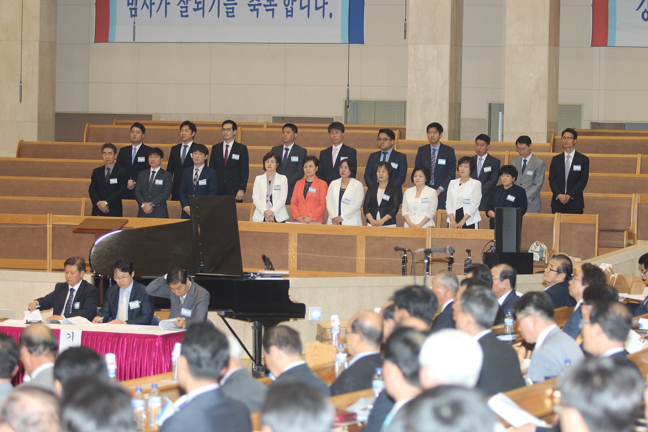 2목사안수 대상자 인준.JPG