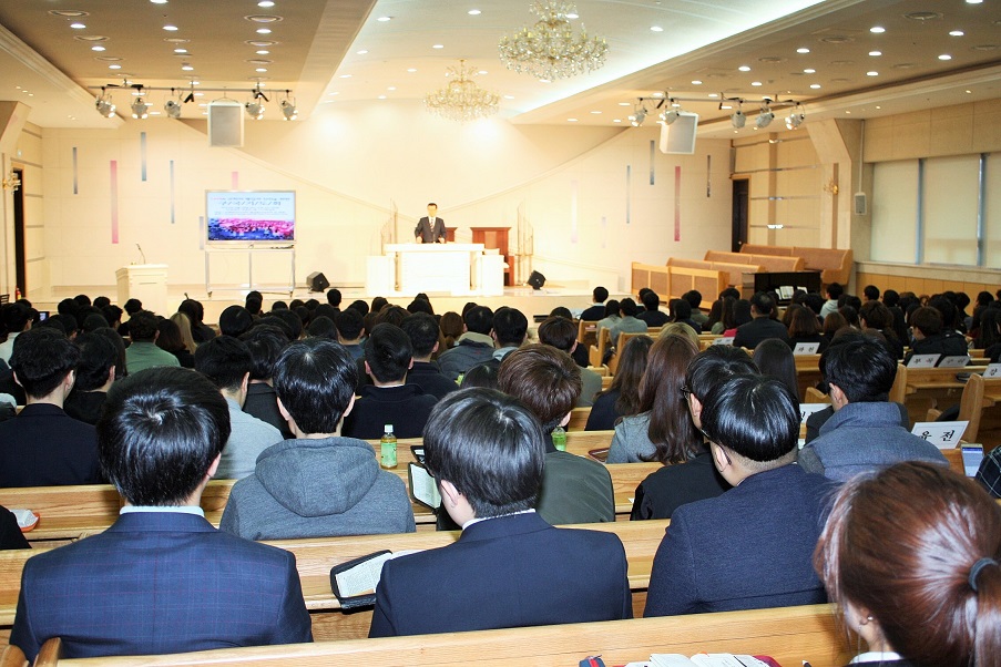 청년봉사선교회 기도회.JPG